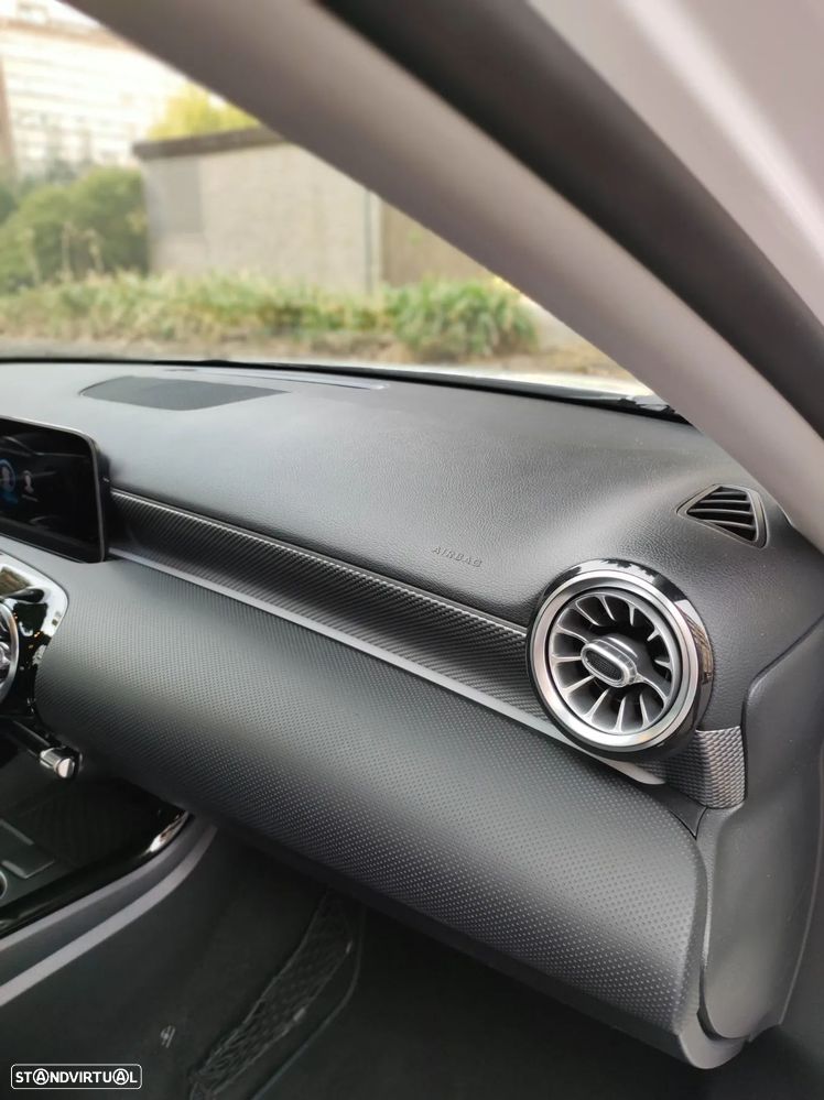 Mercedes-Benz A 250 Limousine e 8G-DCT AMG Line - 34
