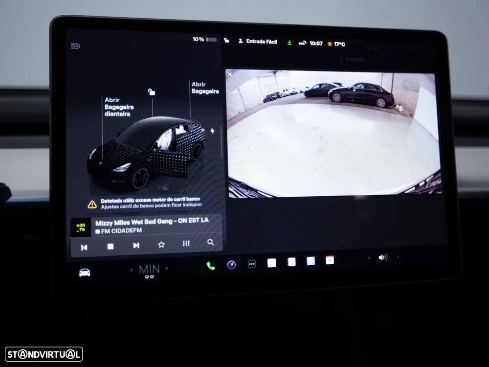 Tesla Model Y Performance Dual Motor AWD - 28