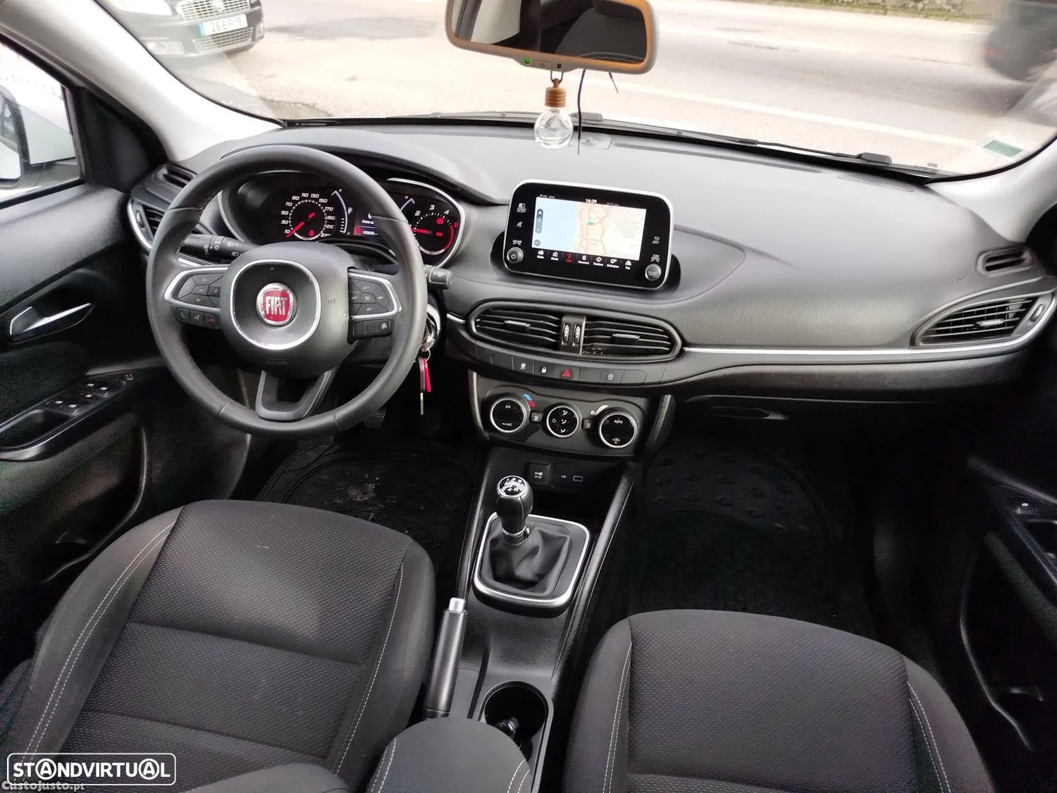 Fiat Tipo 1.3 M-Jet Lounge Tech J17 - 10
