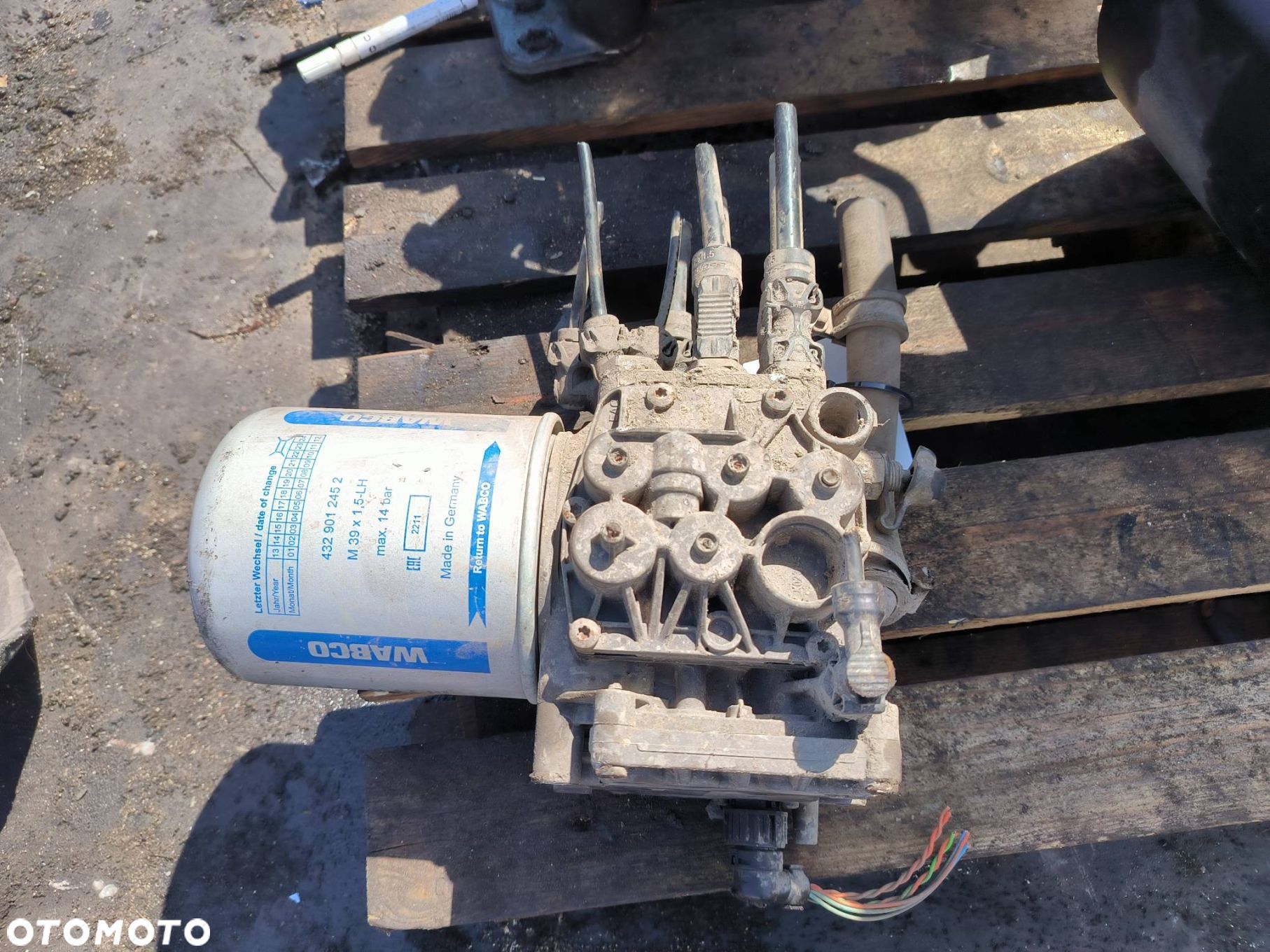 OSUSZACZ VOLVO FE 300 21352797 - 1