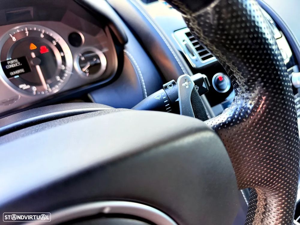 Aston Martin Vantage Coupe V8 Sportshift - 12