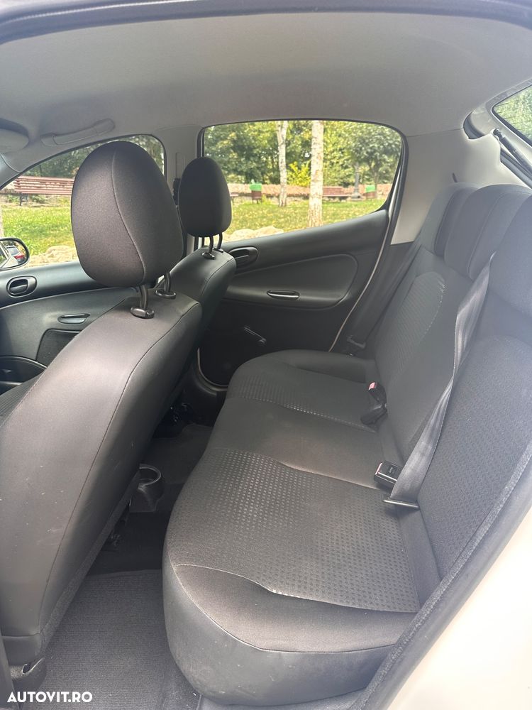 Peugeot 206 - 7