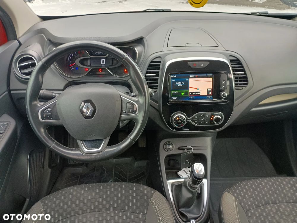 Renault Captur 1.2 Energy TCe Initiale Paris - 12