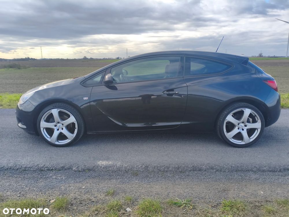 Opel Astra GTC 1.7 CDTI DPF ecoFLEX Start/Stop - 4