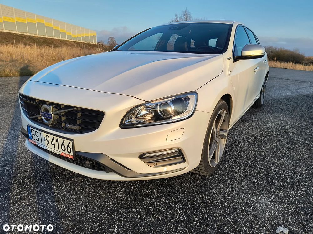 Volvo V60 D6 AWD Plug-in Hybrid Summum - 40