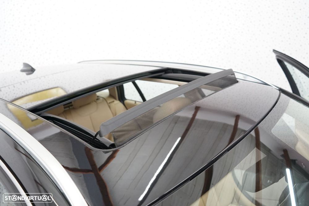 BMW 320 d Line Luxury - 14