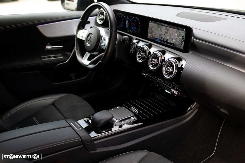 Mercedes-Benz A 250 e 8G-DCT Edition AMG Line - 36