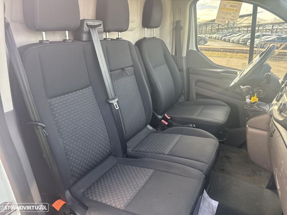 Ford Transit Custom 2023 - 2.0Tdci 130CV •GPS •CAMERA •c/IVA dedutível - 7