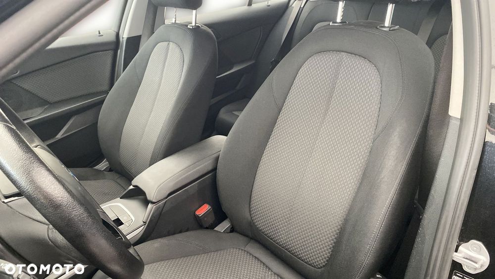 BMW Seria 1 118i Advantage - 11