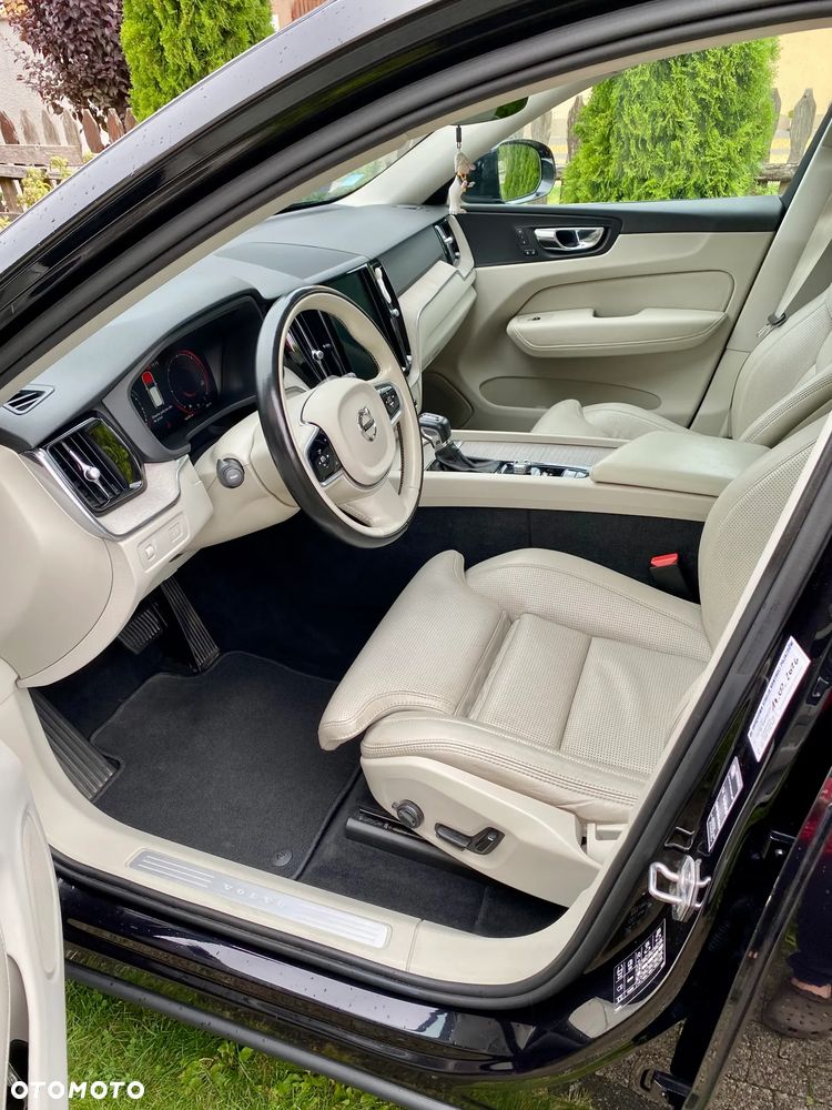 Volvo XC 60 D5 AWD Inscription - 10