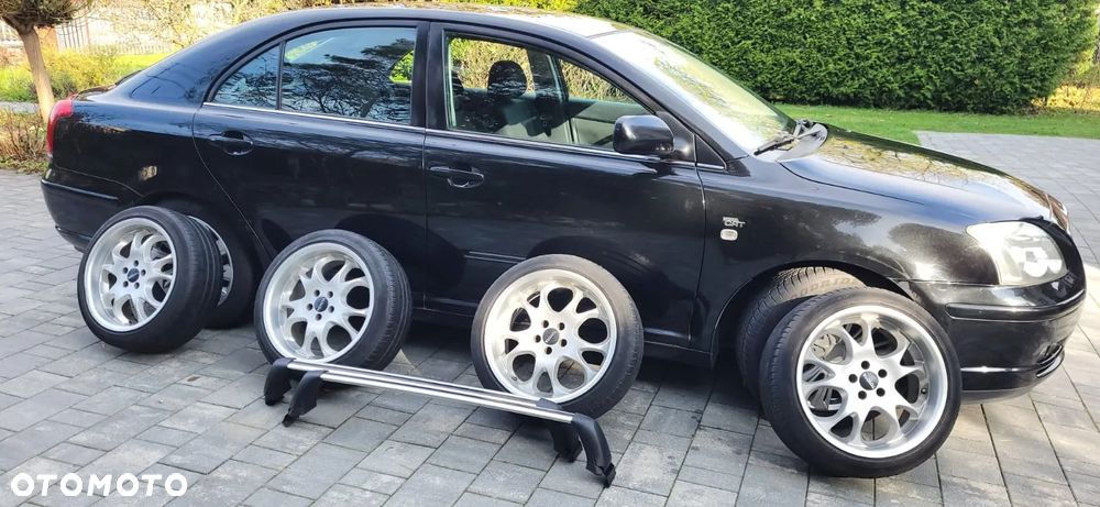 Toyota Avensis 2.0 VVT-i Sol - 10