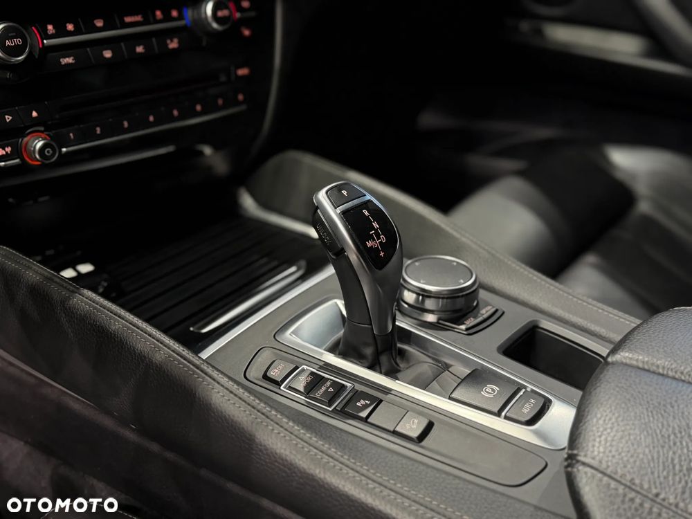 BMW X6 xDrive30d - 12