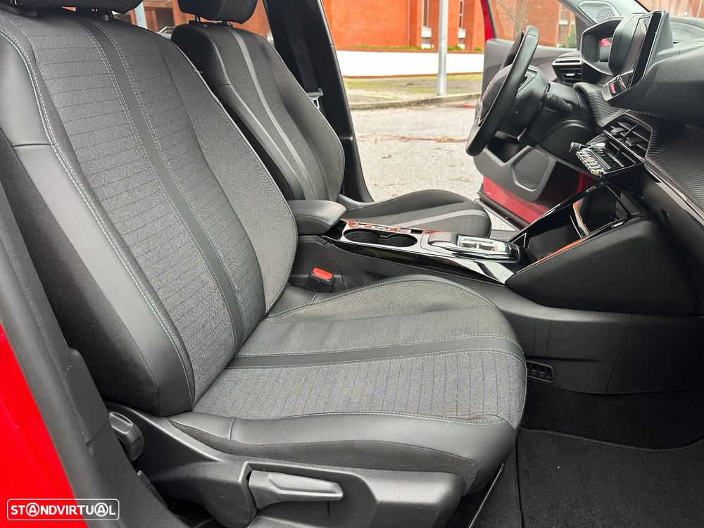 Peugeot e-2008 Allure+ - 8