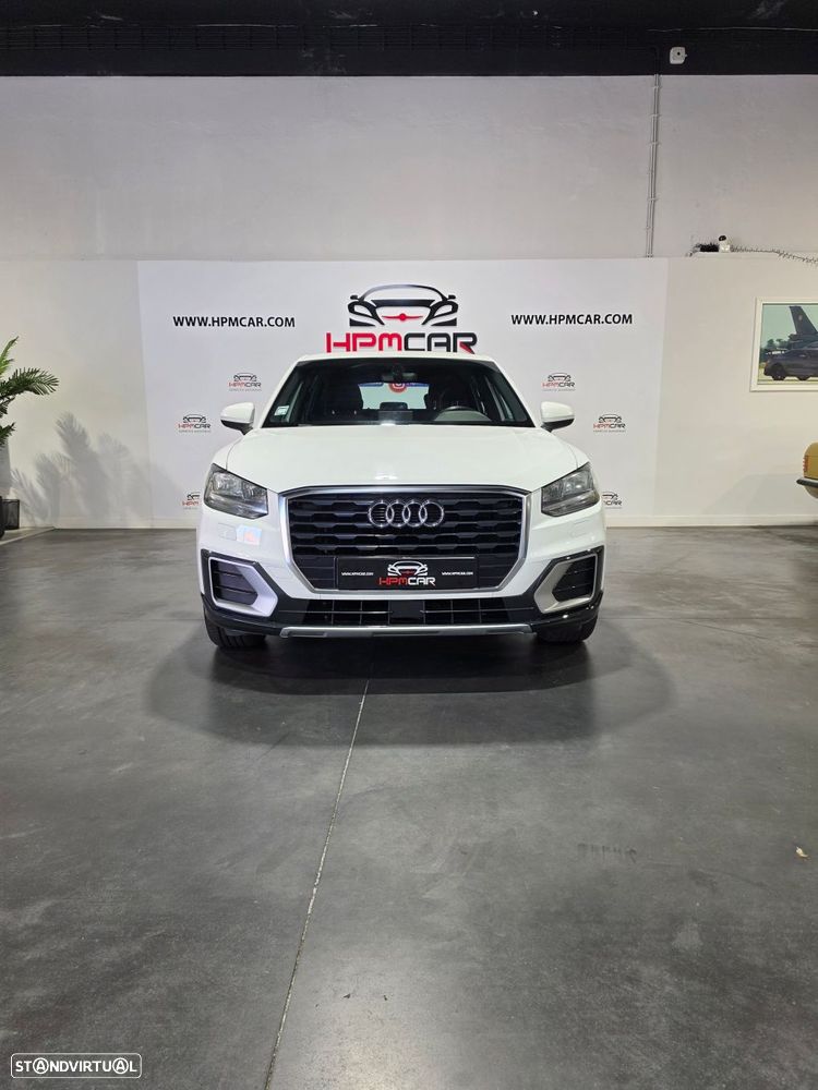 Audi Q2 30 TFSI Design S tronic - 9