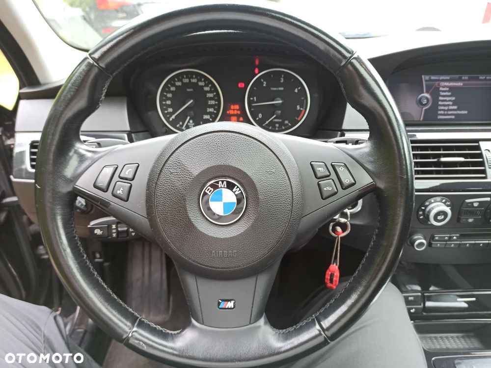 BMW Seria 5 525d Touring Edition Exclusive - 34