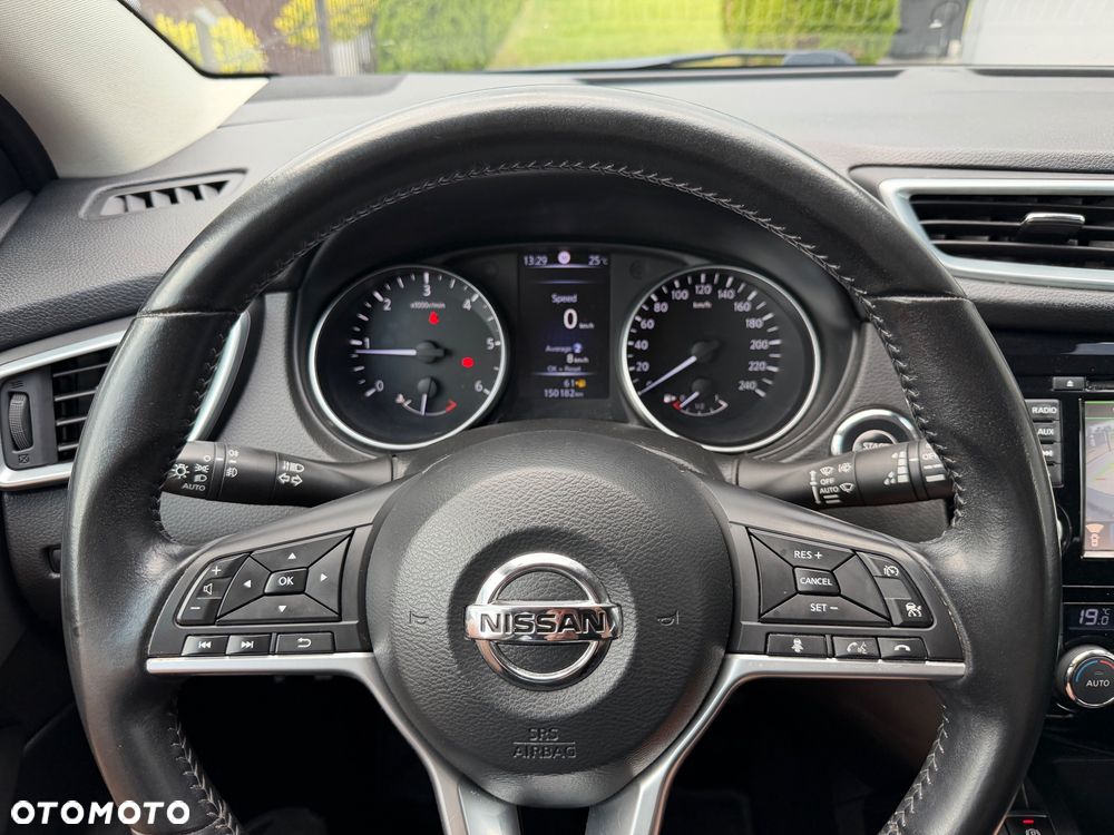Nissan Qashqai 1.5 dCi N-Connecta - 19