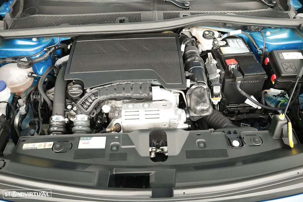 Peugeot 2008 1.2 PureTech Allure - 24