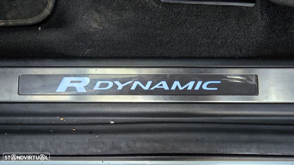 Land Rover Discovery Sport - 11