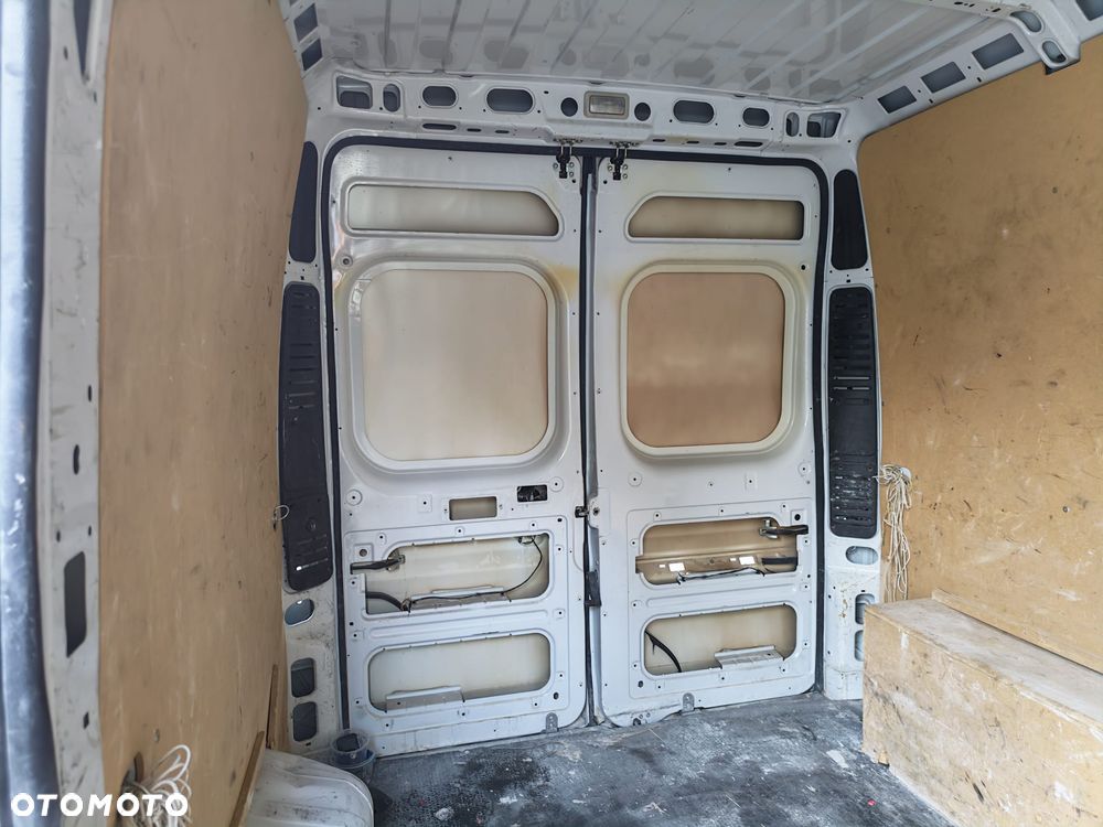 Opel Movano - 11