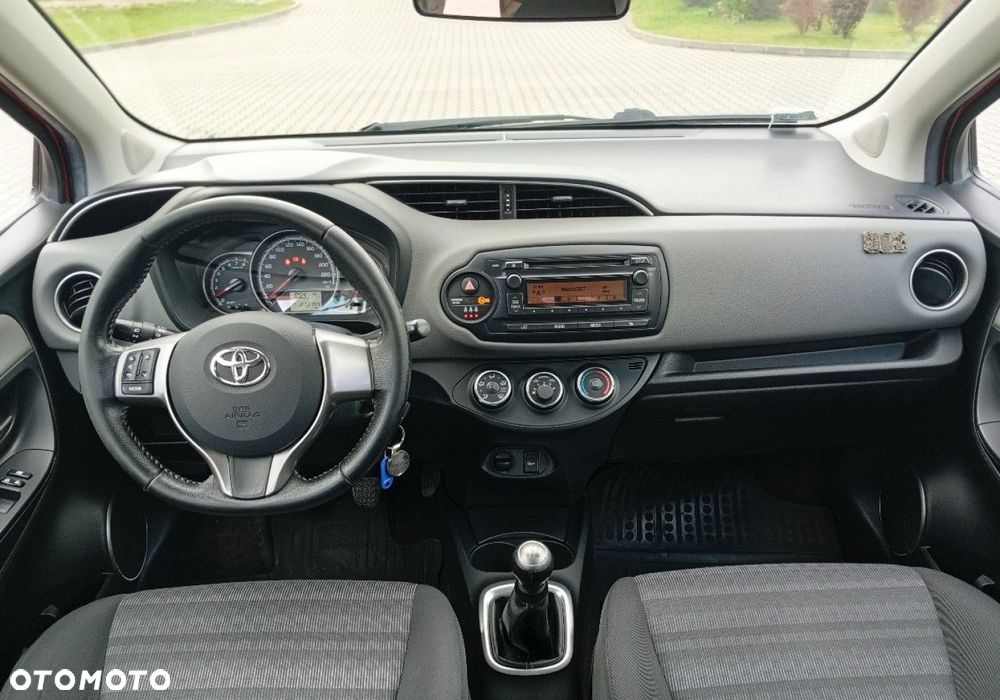 Toyota Yaris - 17