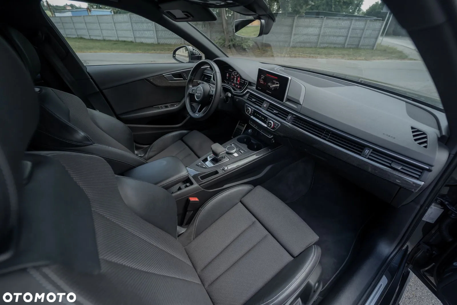 Audi A4 2.0 TDI Sport S tronic - 23