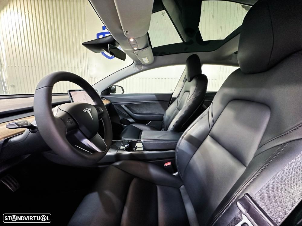 Tesla Model 3 Long-Range Dual Motor AWD - 9