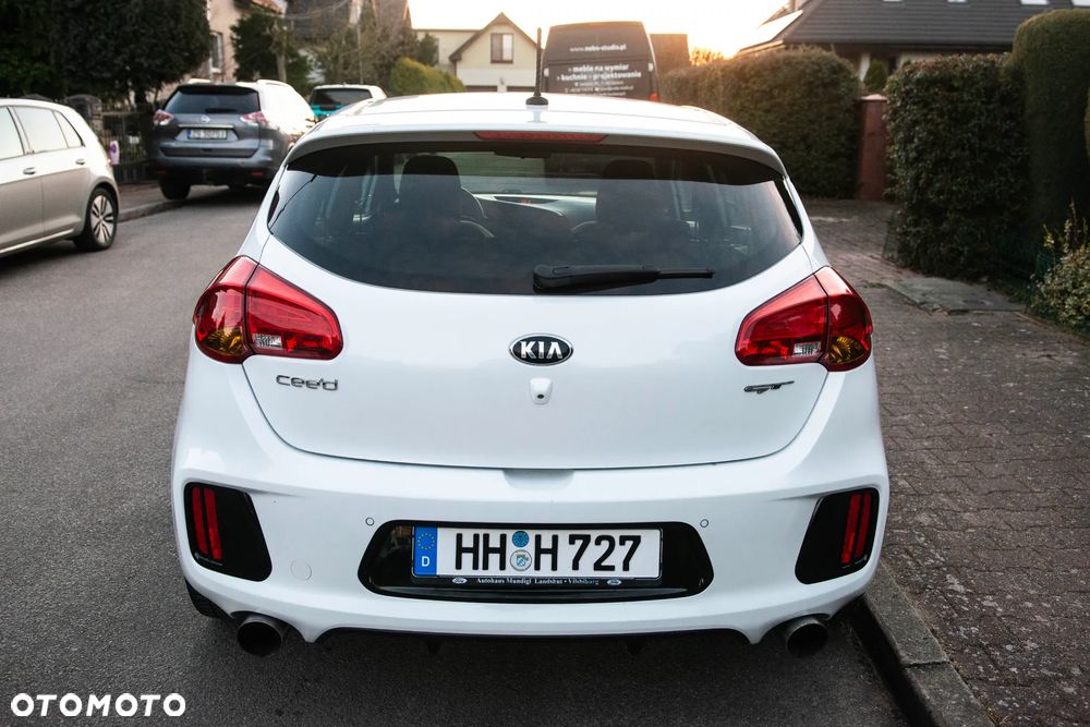 Kia Ceed 1.6 T-GDI GT - 13