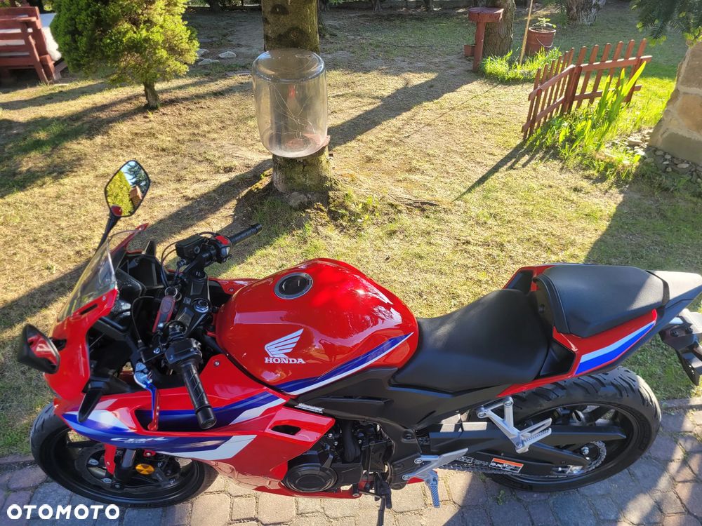 Honda CBR - 23