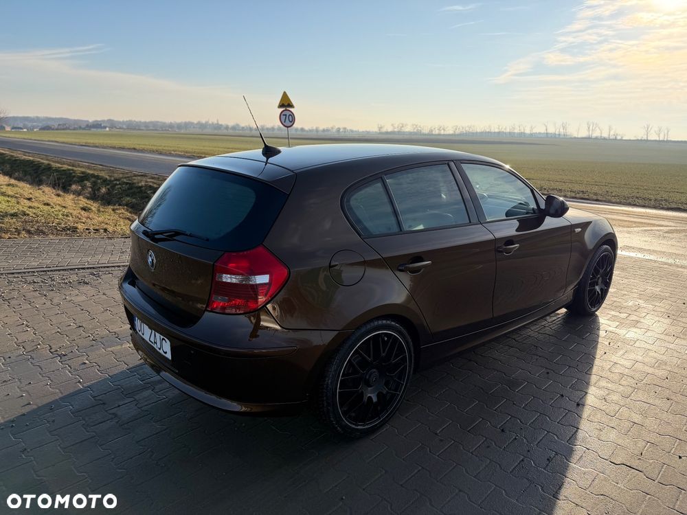 BMW Seria 1 120d - 9