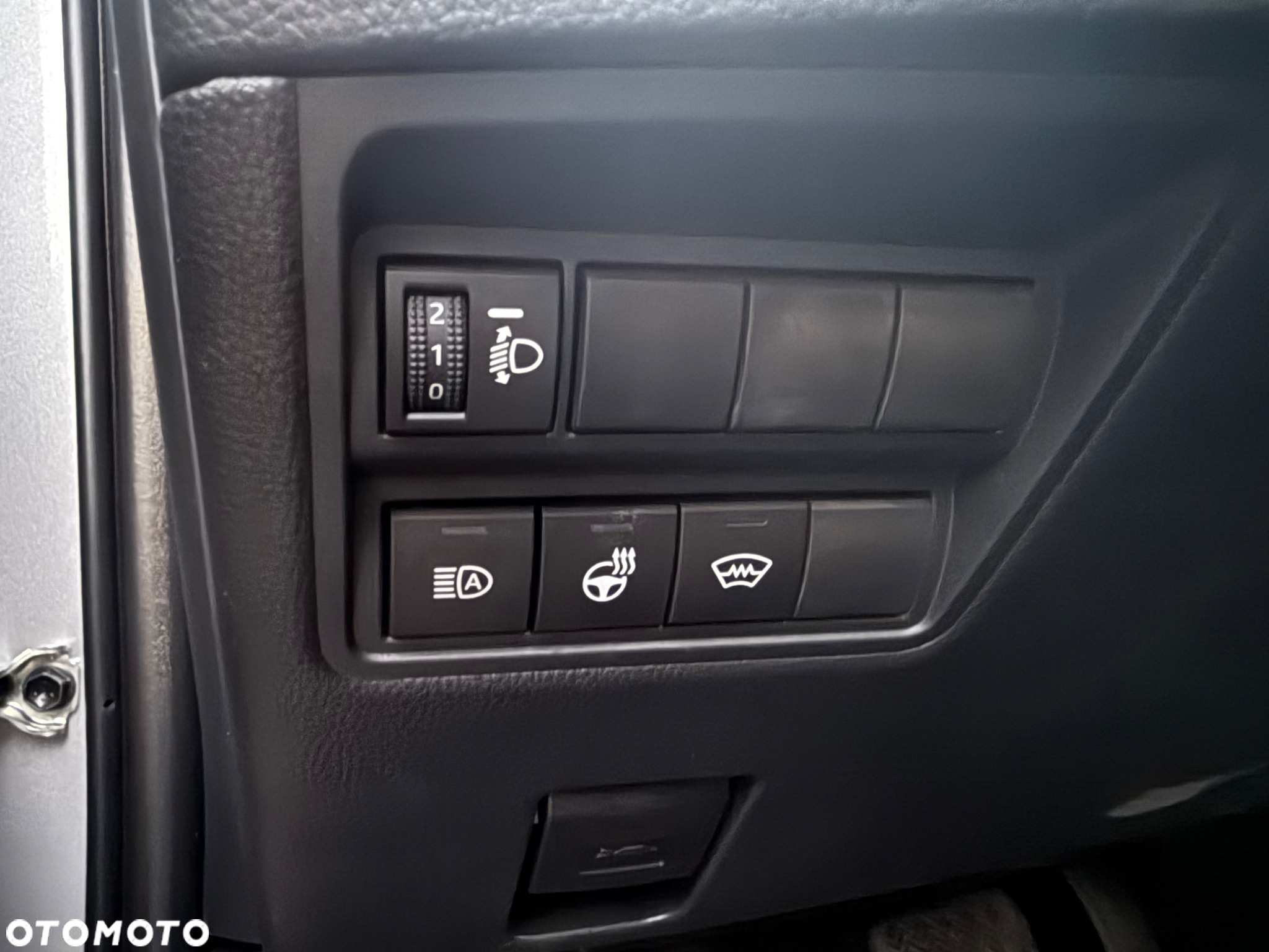 Toyota Yaris Cross Hybrid 1.5 VVT-i Team Deutschland - 12