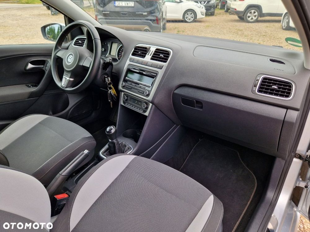 Volkswagen Polo - 19