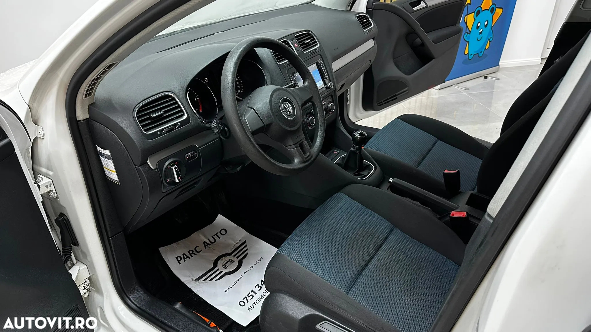 Volkswagen Golf 1.6 TDI DPF BlueMotion - 5