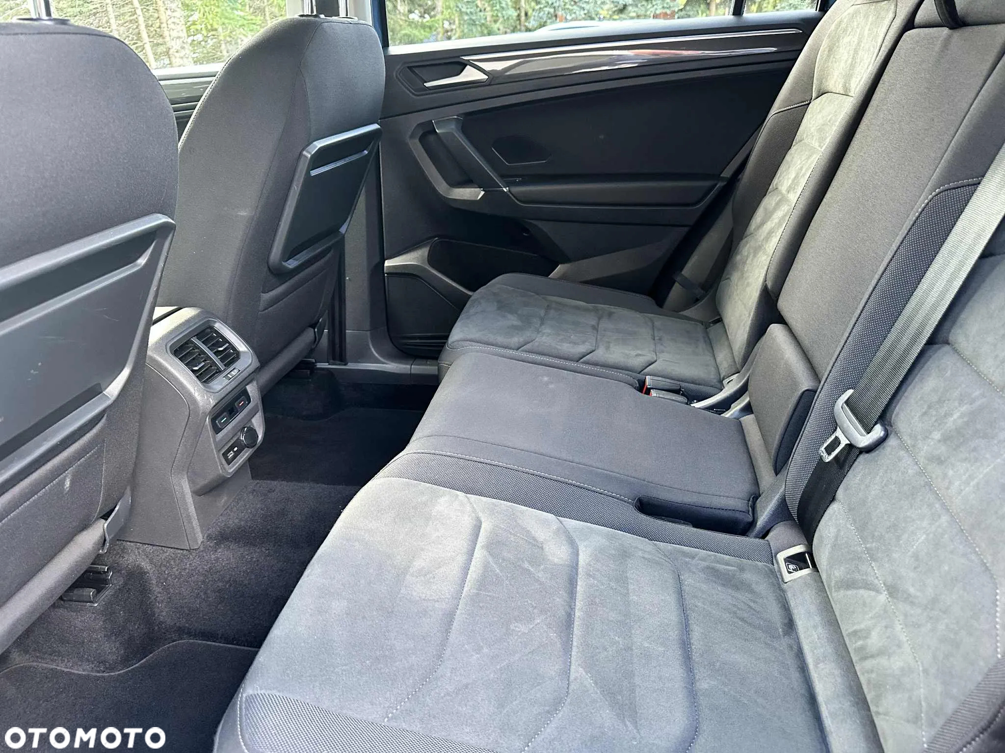 Volkswagen Tiguan 2.0 TDI SCR 4Mot Highline DSG - 10