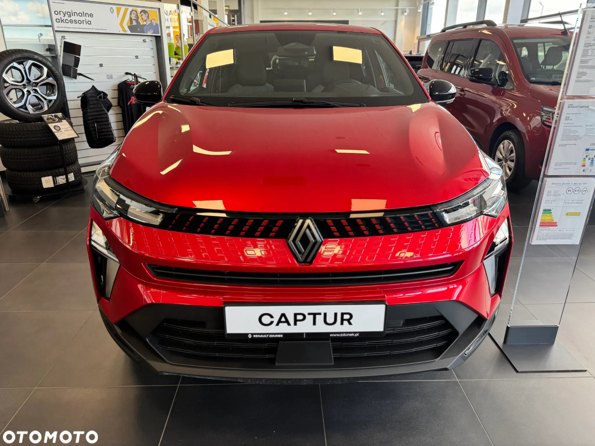 Renault Captur 1.3 TCe mHEV Techno - 2