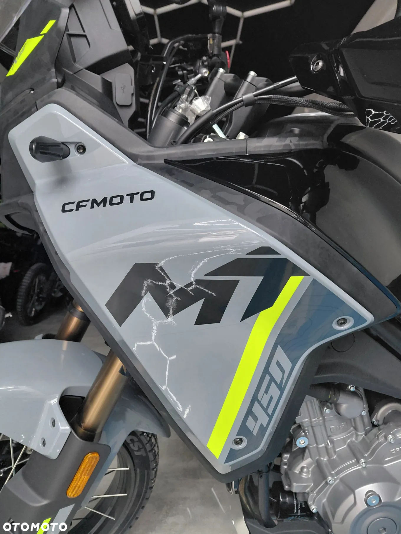 CFMoto MT - 8