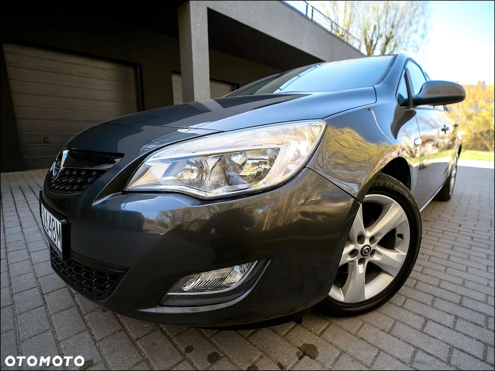 Opel Astra - 11