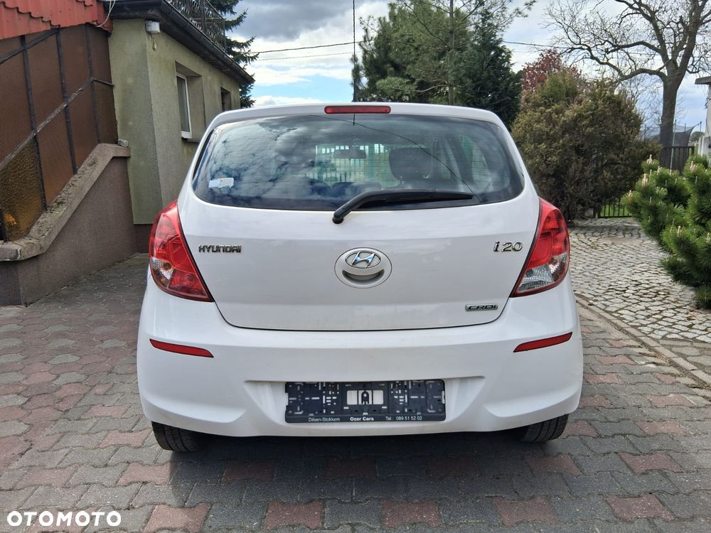 Hyundai i20 1.1 CRDi Comfort - 13