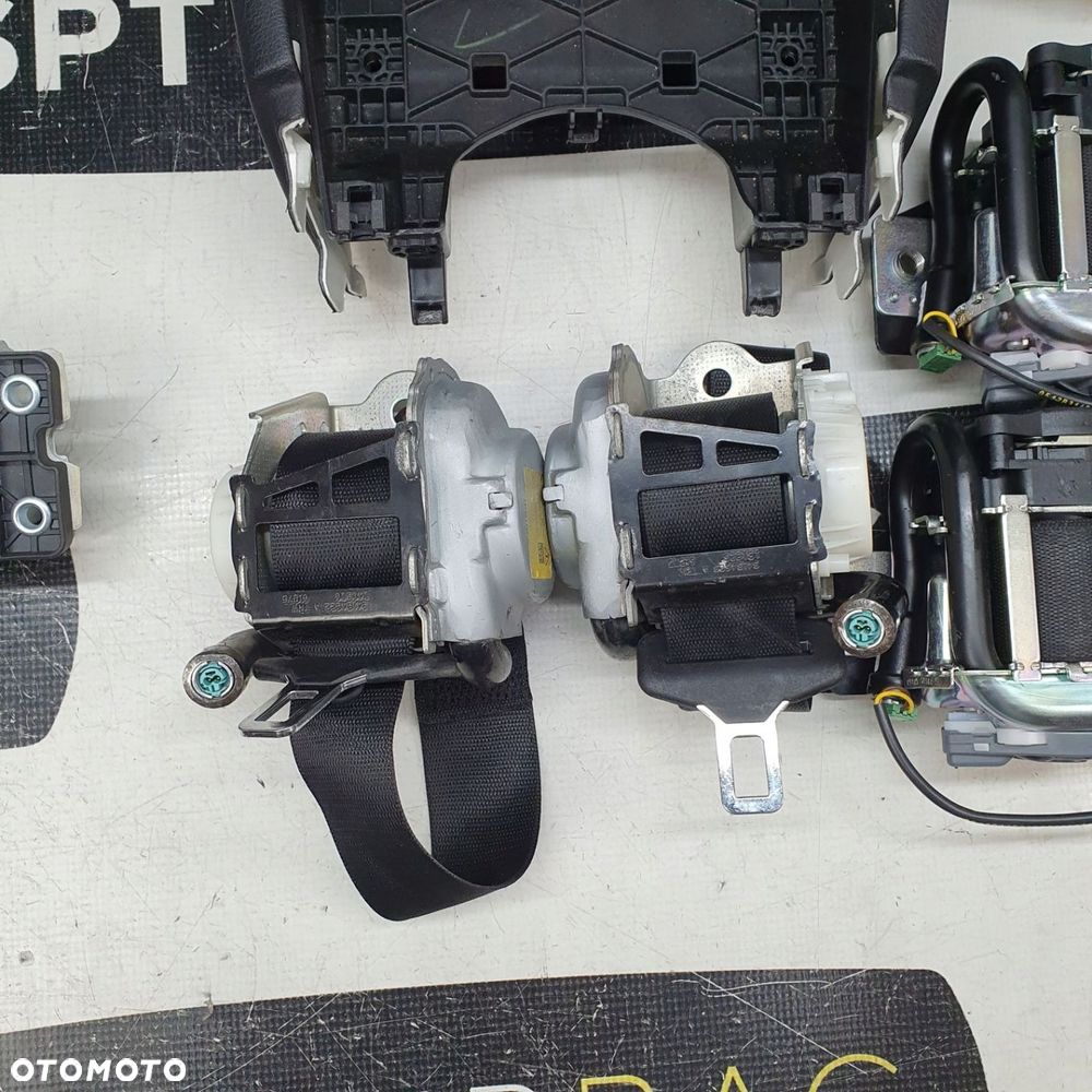 MERCEDES C63 W205 NAPPA DESKA ROZDZIELCZA KONSOLA KOKPIT PULPIT PODUSZKI AIRBAG AIR BAG PASY KIT SET - 11