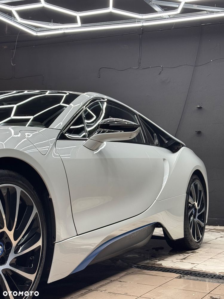 BMW i8 - 11