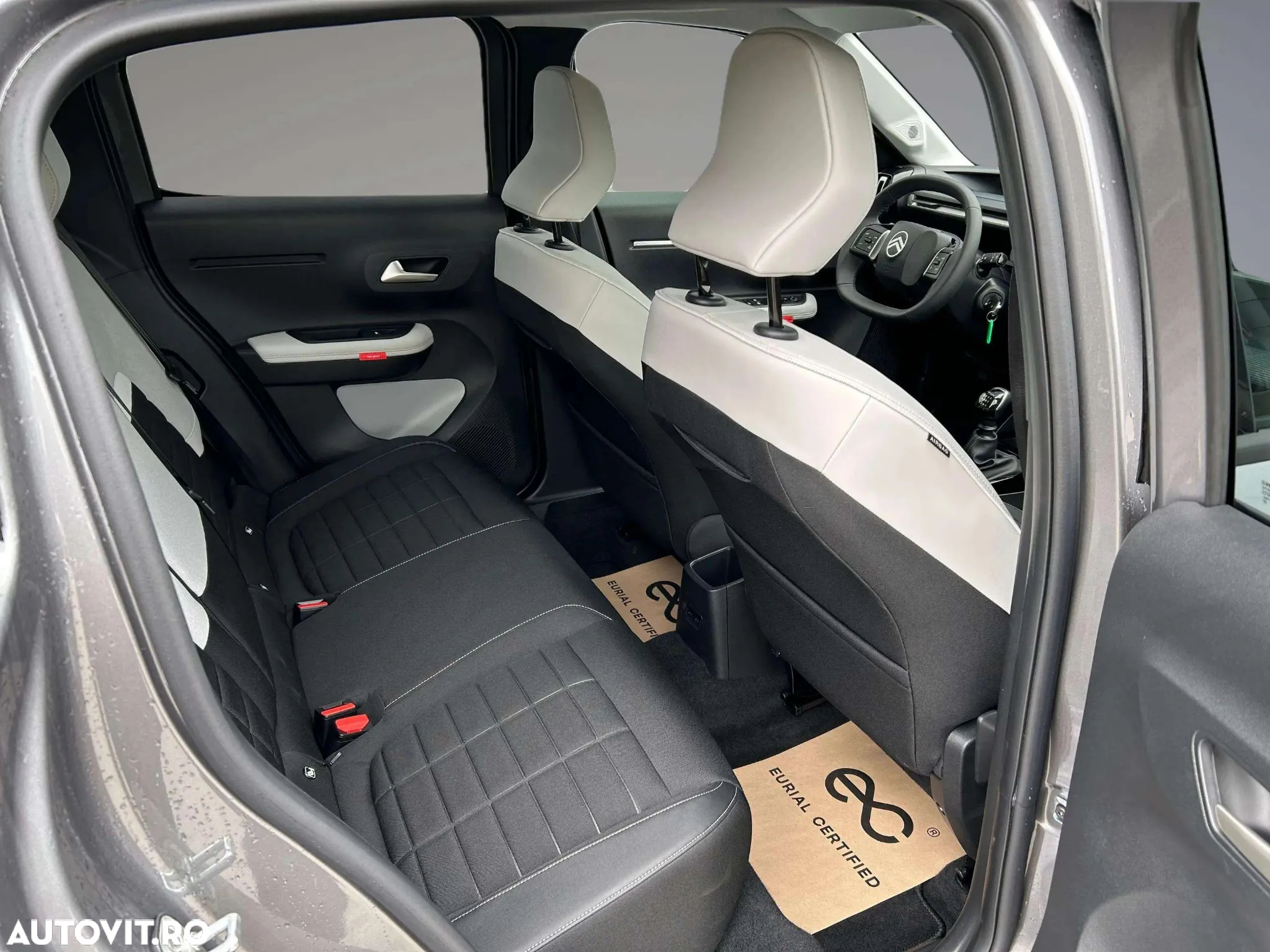 Citroën C3 1.2 PureTech 100 S&S BVM6 MAX - 9