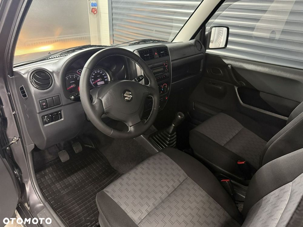 Suzuki Jimny - 12