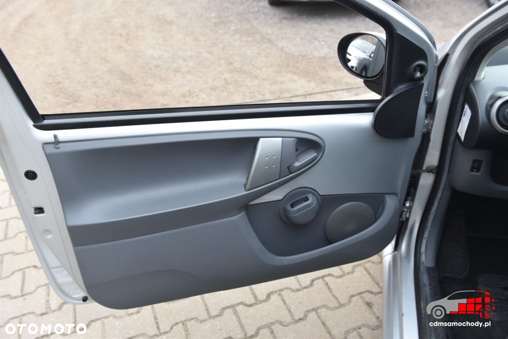 Toyota Aygo 1.0 VVT-i Luna MM - 13