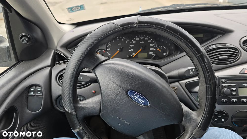 Ford Focus 1.6 FX Gold - 14