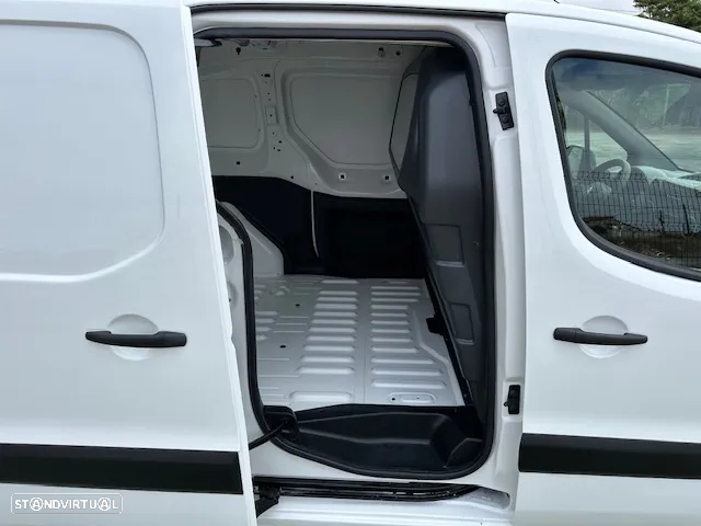 Citroën BERLINGO 3 LUG. - 8