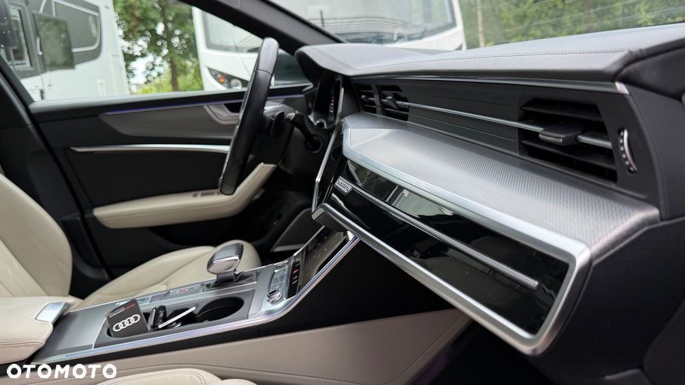 Audi A6 Allroad - 22