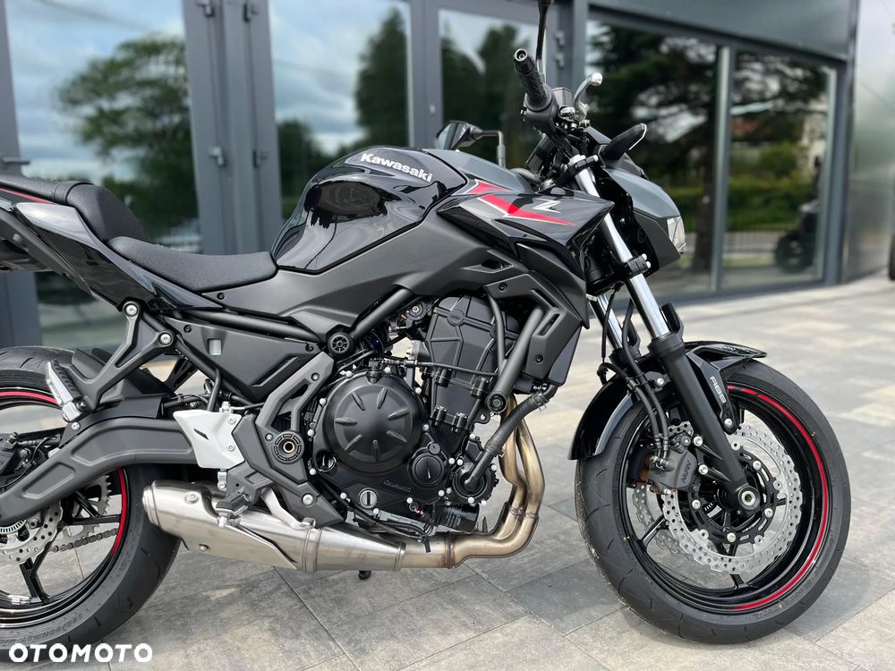 Kawasaki Z 650 - 25