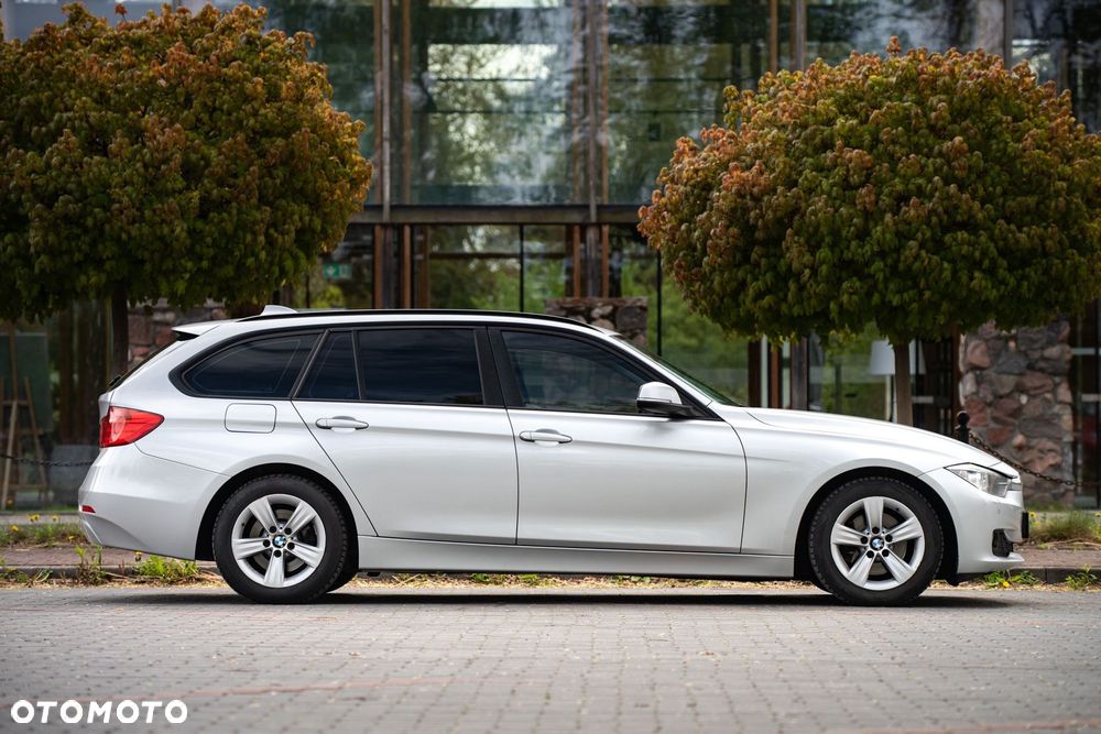 BMW Seria 3 318d DPF - 5