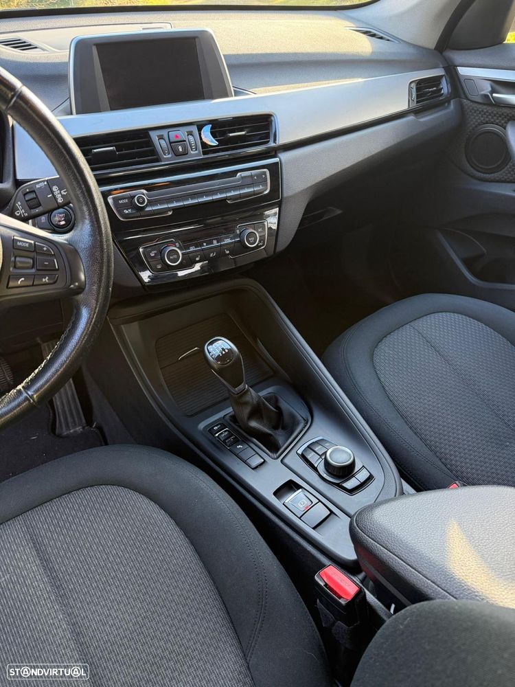 BMW X1 sDrive18i - 17