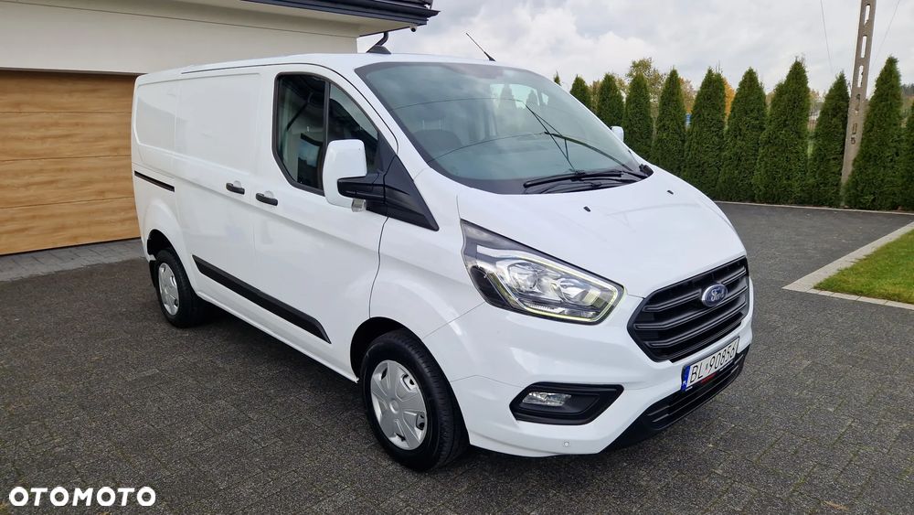 Ford TRANSIT CUSTOM - 18