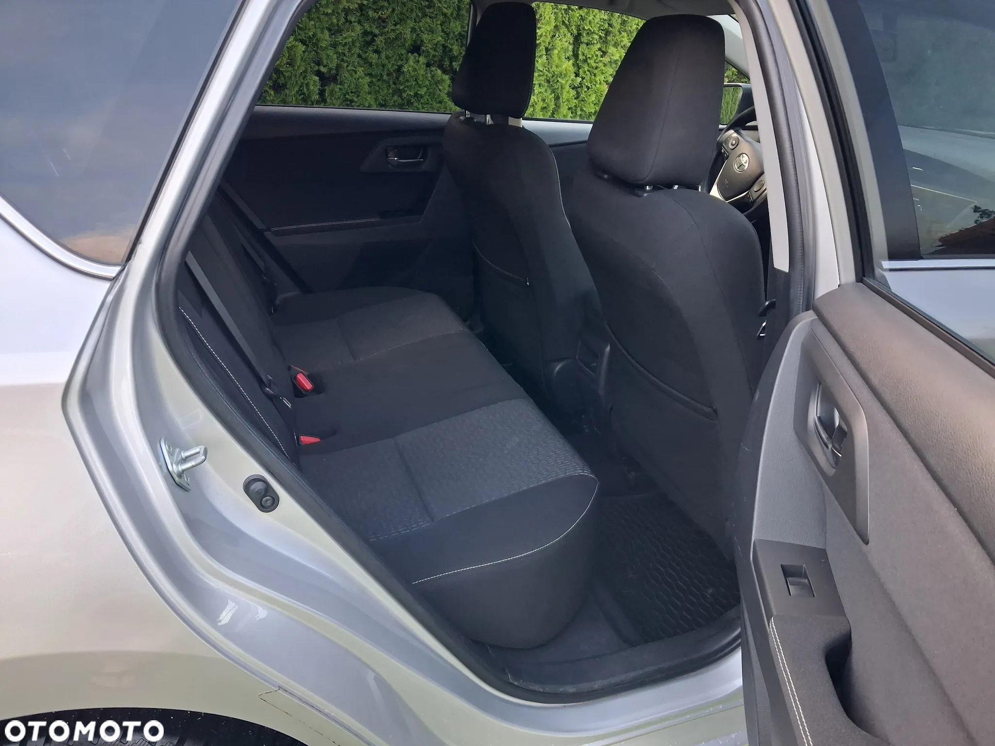 Toyota Auris 2.0 D-4D Edition - 7